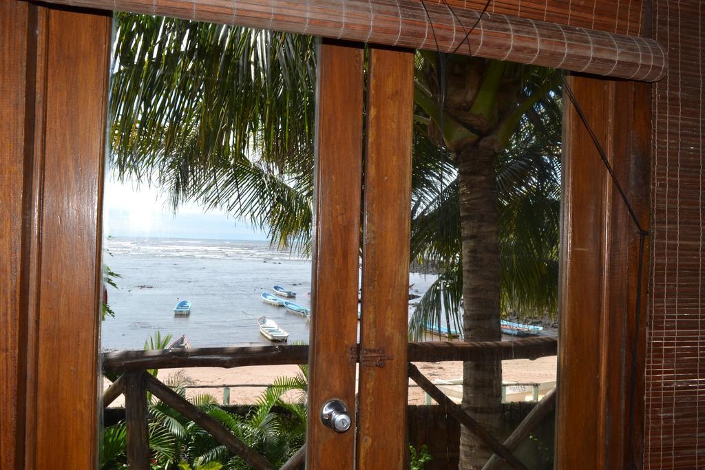 Hotel Los Cobanos Village Lodge Quarto foto